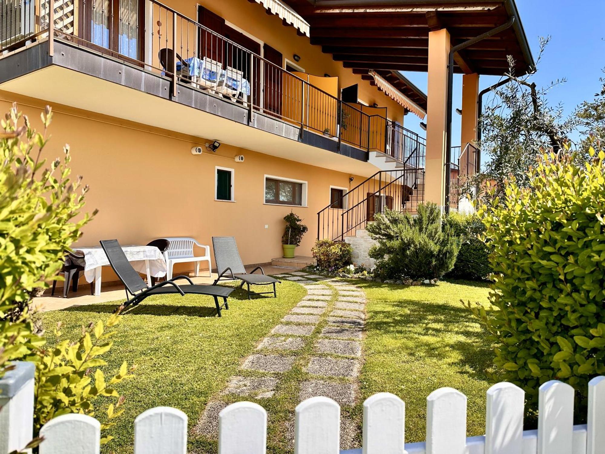 Appartement Il Fienile Di Manerba à Manerba del Garda Extérieur photo